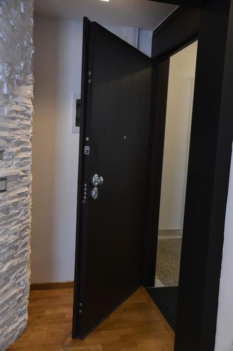 Syntagma Square, 30Sqm Nikis Luxurious Studio Athens Exterior photo