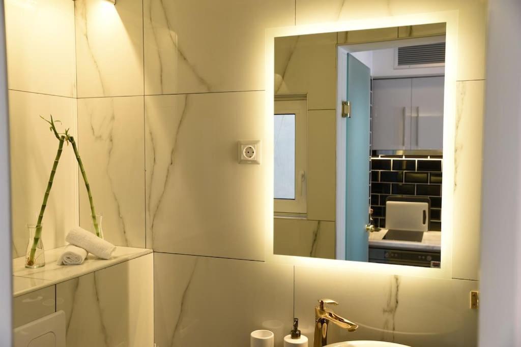 Syntagma Square, 30Sqm Nikis Luxurious Studio Athens Exterior photo